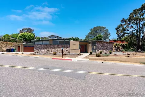 8581 Sugarman Dr, La Jolla, CA 92037