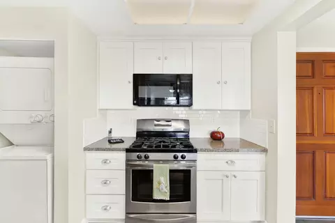 Kitchen - 3019 Golden Oak Way, Spring Valley, CA 91978 photo 2 of 2