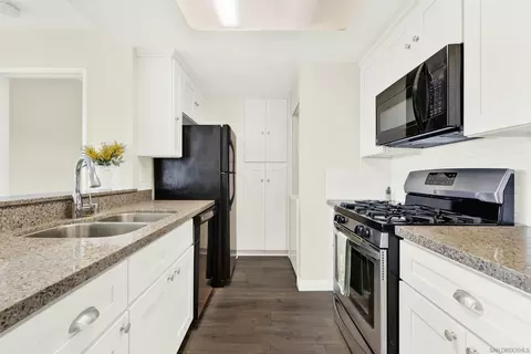 Kitchen - 3019 Golden Oak Way, Spring Valley, CA 91978 photo 1 of 2