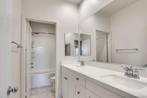Bath - 4209 Corte Ct, Oceanside, CA 92057 photo 2 of 3