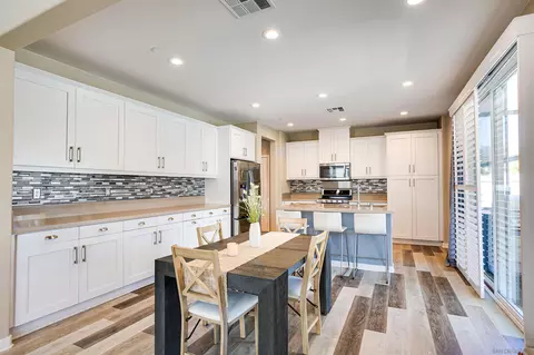 Kitchen - 4209 Corte Ct, Oceanside, CA 92057 photo 1 of 3