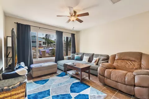 9645 Saint George St, Spring Valley, CA 91977 photo 11