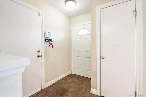 9645 Saint George St, Spring Valley, CA 91977 photo 10