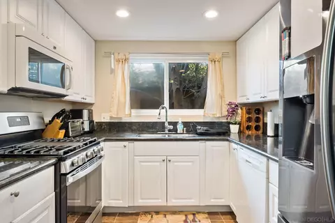 9645 Saint George St, Spring Valley, CA 91977 photo 15