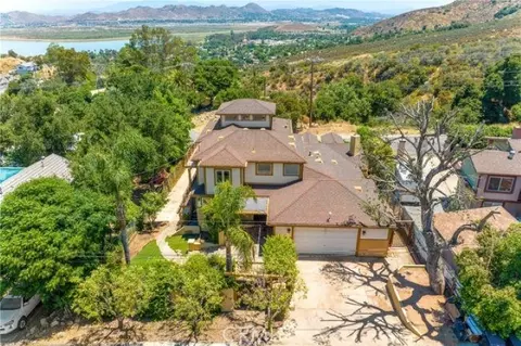 33648 Brand St, Lake Elsinore, CA 92530