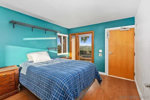 Bedroom - 4045 Vortex Pl, Escondido, CA 92025 photo 4 of 4