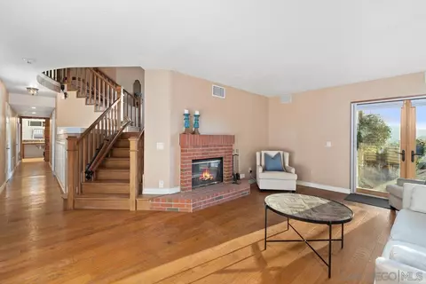 Living - 4045 Vortex Pl, Escondido, CA 92025 photo 6 of 7