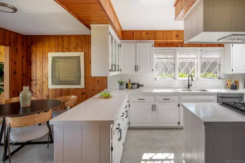 1459 La Jolla Rancho Rd, La Jolla, CA 92037 photo 18