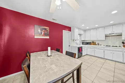 9906 Sierra Madre Rd, Spring Valley, CA 91977 photo 4
