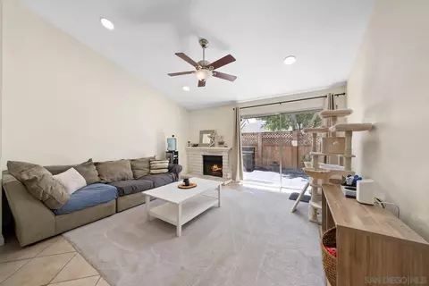 479 Bancroft Gln, Escondido, CA 92027 photo 7