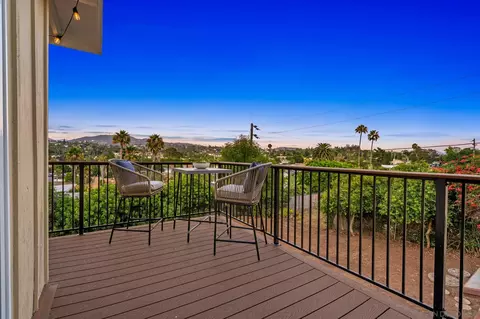 356 Crest Dr, Vista, CA 92084 photo 30