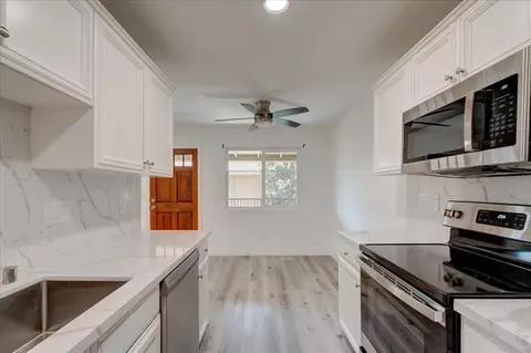 2041 E Grand #53, Escondido, CA 92027