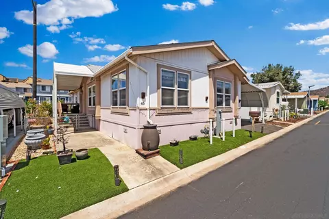 450 E Bradley Ave #46, El Cajon, CA 92021