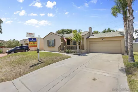 Exterior - 4350 Yale Ave, La Mesa, CA 91942 photo 4 of 12
