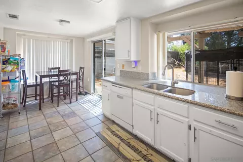 39782 Knollridge Dr, Temecula, CA 92591 photo 3