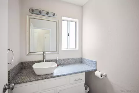 39782 Knollridge Dr, Temecula, CA 92591 photo 8