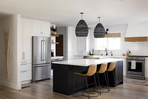 Kitchen - 4540 Glen St, La Mesa, CA 91941 photo 2 of 5