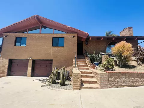 31972 Palos Verdes Dr, Escondido, CA 92026