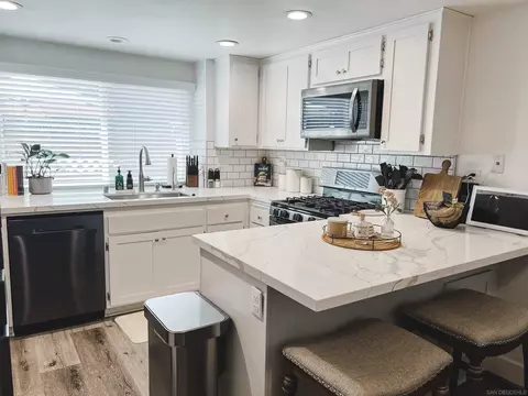 912 Mayor Ct UNIT C, Corona, CA 92881