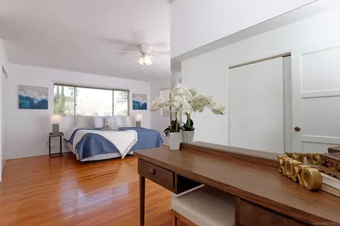 Bedroom - 411 Vincente Way, La Jolla, CA 92037 photo 1 of 9