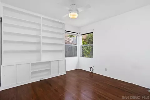 Bedroom - 411 Vincente Way, La Jolla, CA 92037 photo 7 of 9
