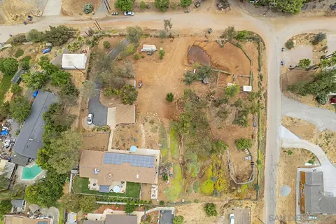 11436 Rocky Ln, Lakeside, CA 92040