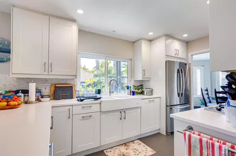 Kitchen - 1773 Swallowtail Rd, Encinitas, CA 92024 photo 4 of 4