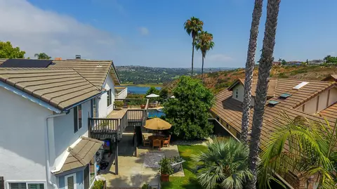 View/Area - 1773 Swallowtail Rd, Encinitas, CA 92024 photo 4 of 12