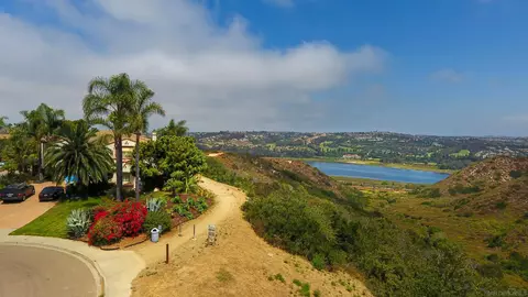 View/Area - 1773 Swallowtail Rd, Encinitas, CA 92024 photo 11 of 12