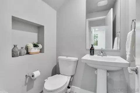 8674 Toyopa Ct, Santee, CA 92071 photo 14