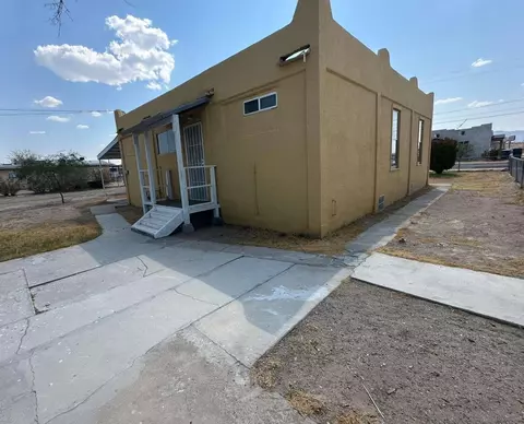 Exterior - 129 Monterey St, Needles, CA 92363 photo 6 of 8