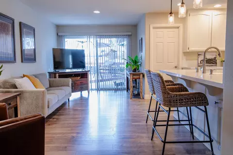 Living - 1598 Angel Pl, Ramona, CA 92065 photo 2 of 2