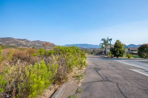 jamul vista dr, Jamul, CA 91935 photo 17
