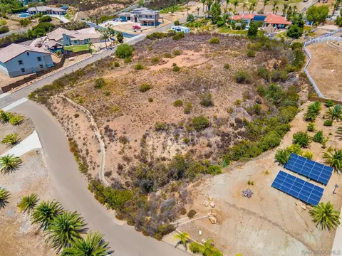 jamul vista dr, Jamul, CA 91935 photo 4