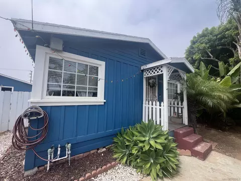 1062 7th St, Imperial Beach, CA 91932