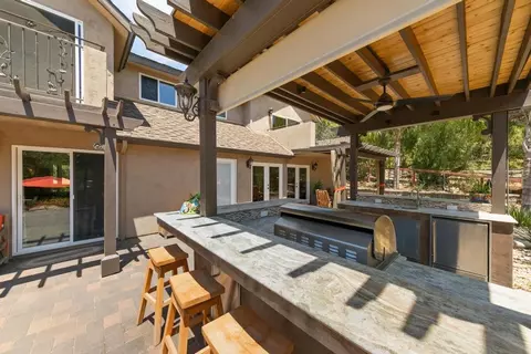 Exterior - 2566 Descanso Ln, El Cajon, CA 92021 photo 5 of 18