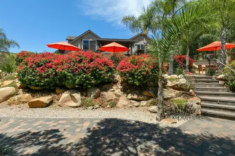 Exterior - 2566 Descanso Ln, El Cajon, CA 92021 photo 10 of 18