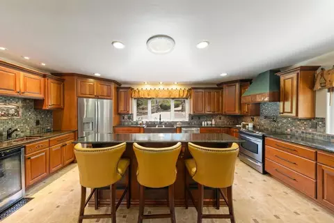 Kitchen - 2566 Descanso Ln, El Cajon, CA 92021 photo 1 of 2