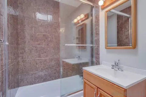 Bath - 1328 Willowside Ter, Alpine, CA 91901 photo 1 of 4