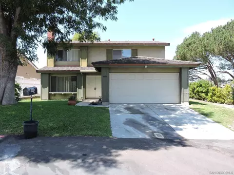 10018 Cliffview Pl, Spring Valley, CA 91977