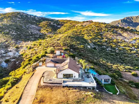 View/Area - 16064 Loose Creek Rd, Jamul, CA 91935 photo 4 of 8