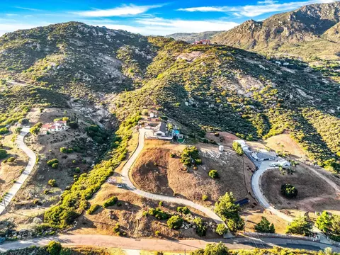 View/Area - 16064 Loose Creek Rd, Jamul, CA 91935 photo 6 of 8