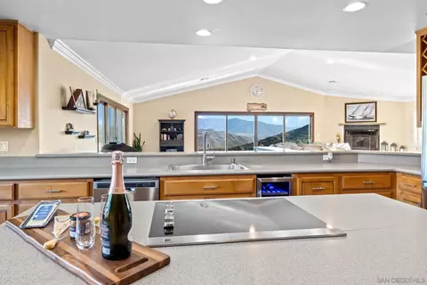 Kitchen - 16064 Loose Creek Rd, Jamul, CA 91935 photo 9 of 9