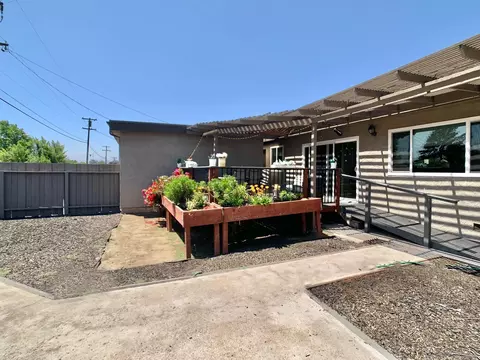 Exterior - 3865 Shirlene Pl, La Mesa, CA 91941 photo 6 of 13
