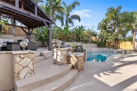 1467 Planet Rd, Vista, CA 92083 photo 18