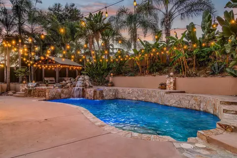 1467 Planet Rd, Vista, CA 92083 photo 3