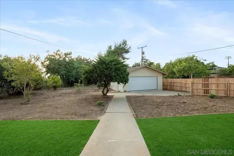 Exterior - 495 Vale View Dr, Vista, CA 92081 photo 6 of 11