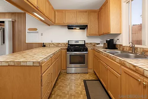 Kitchen - 3023 Luana Dr, Oceanside, CA 92056 photo 2 of 2