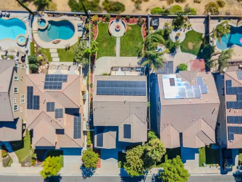 View/Area - 45951 Camino Rubi, Temecula, CA 92592 photo 2 of 5
