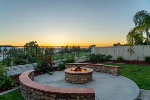 Exterior - 45951 Camino Rubi, Temecula, CA 92592 photo 10 of 11